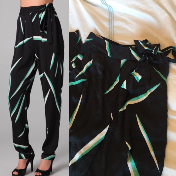 Diane Von Furstenberg Pants - Diane Von Furstenberg navy leaves silk pants
